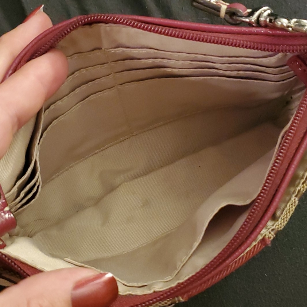 Coach wristlet - Picture 5 of 6